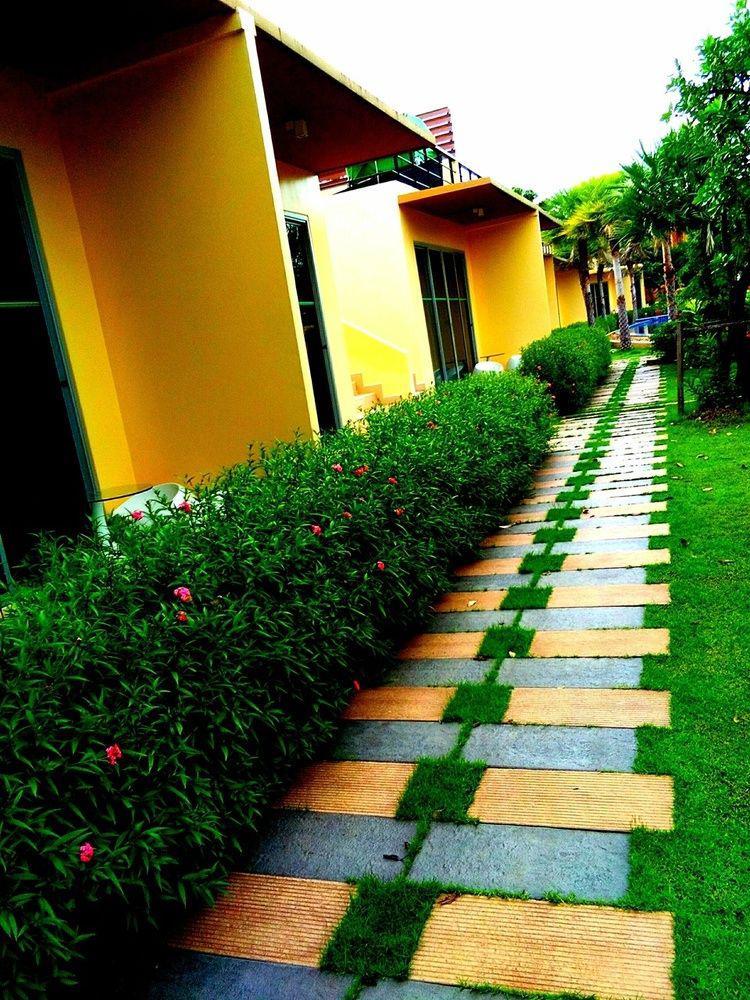 Proud Garden Aparthotel Bang Bo Exteriör bild